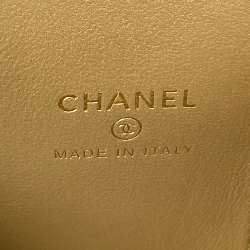 Ch**el cosmetic bags